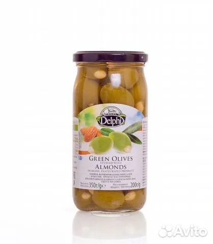 Зеленые оливки с миндалем, корнишонами