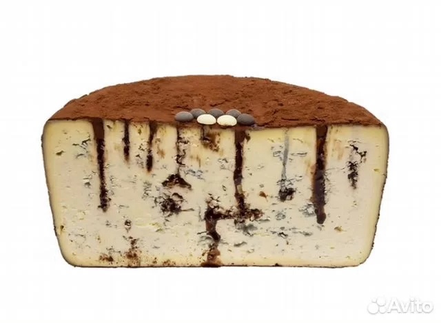 Сыр с голубой плесенью и горьким шоколадом